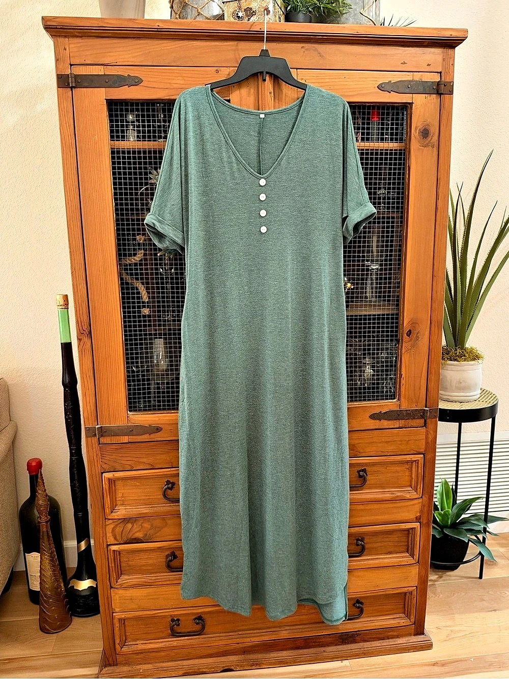 Sage Green Maxi Dress Size Medium Like New